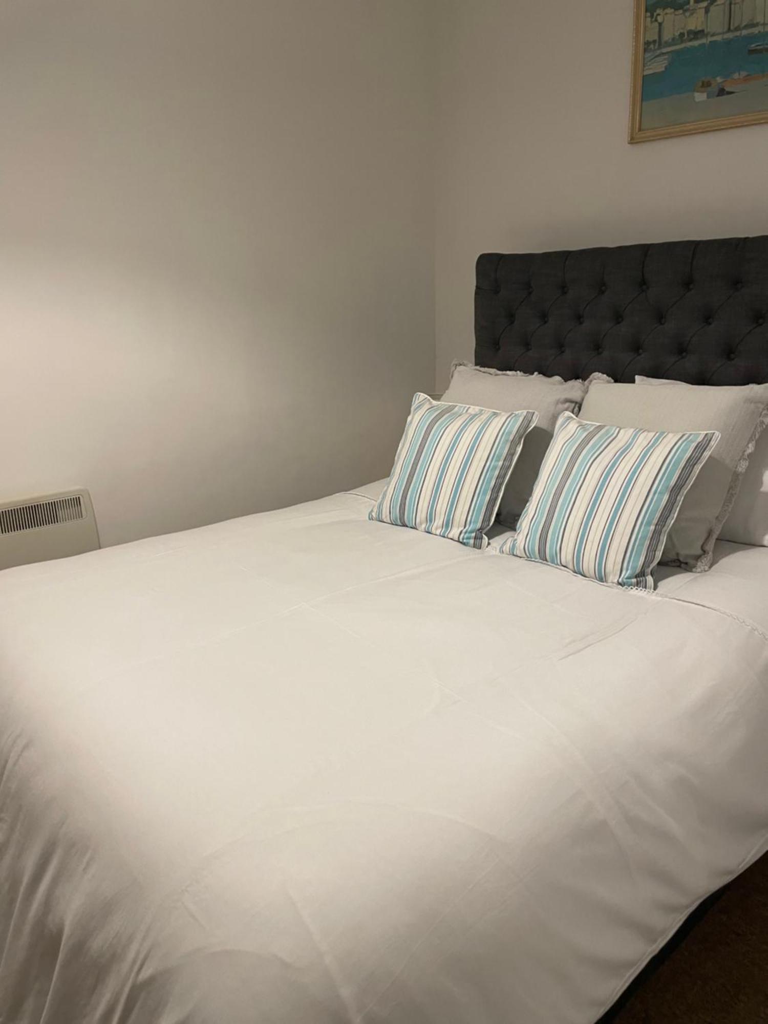 Cute 1 Bed Apartment 2 Mins From The Sea - Sleeps 4, Flat 8 The Gables, Church Street, Lyme Regis Bagian luar foto
